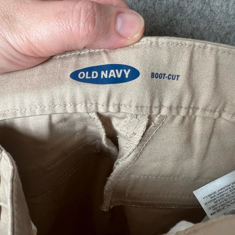 Old Navy Kids 6 Slim Nwt Tan Bootcut Khaki uniform‎ Pants